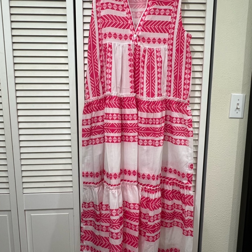 Zele Pink and White Maxi Dress